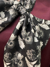 Carica l'immagine nel visualizzatore di Gallery, Foulard Flocus
