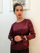 Carica l'immagine nel visualizzatore di Gallery, Blusa Bordeaux in seta pura
