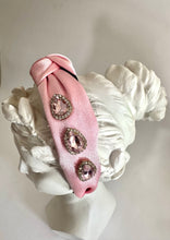 将图片加载到图库查看器，Cerchietto di raso rosa con cristalli taglio diamante
