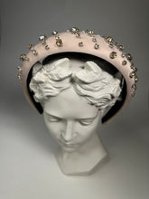 Carica l'immagine nel visualizzatore di Gallery, Cerchietto bombato rosa
